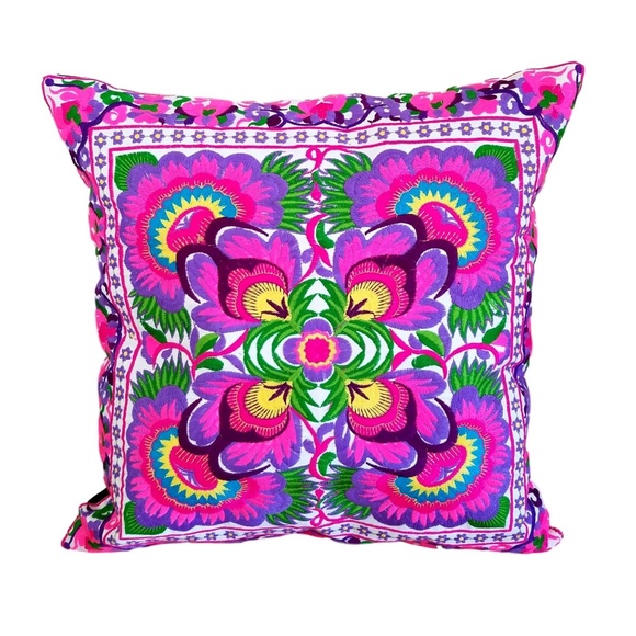 BOHO CHIC Embroidered Bohemian Vintage Pillow Cove - Picture 1 of 2